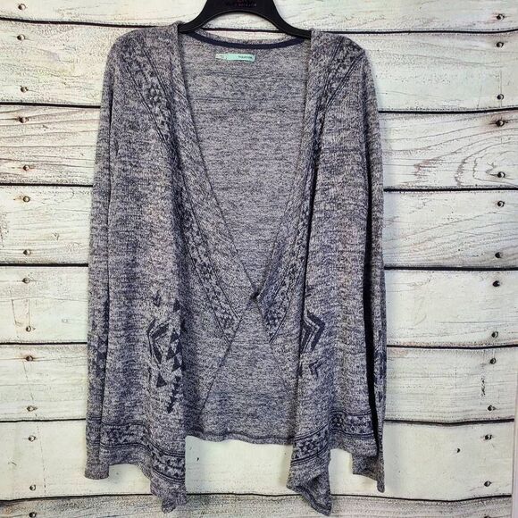 Maurices Women’s Open Front Cardigan Sweater Gray Aztec Pattern Drape Hem L - Picture 1 of 6